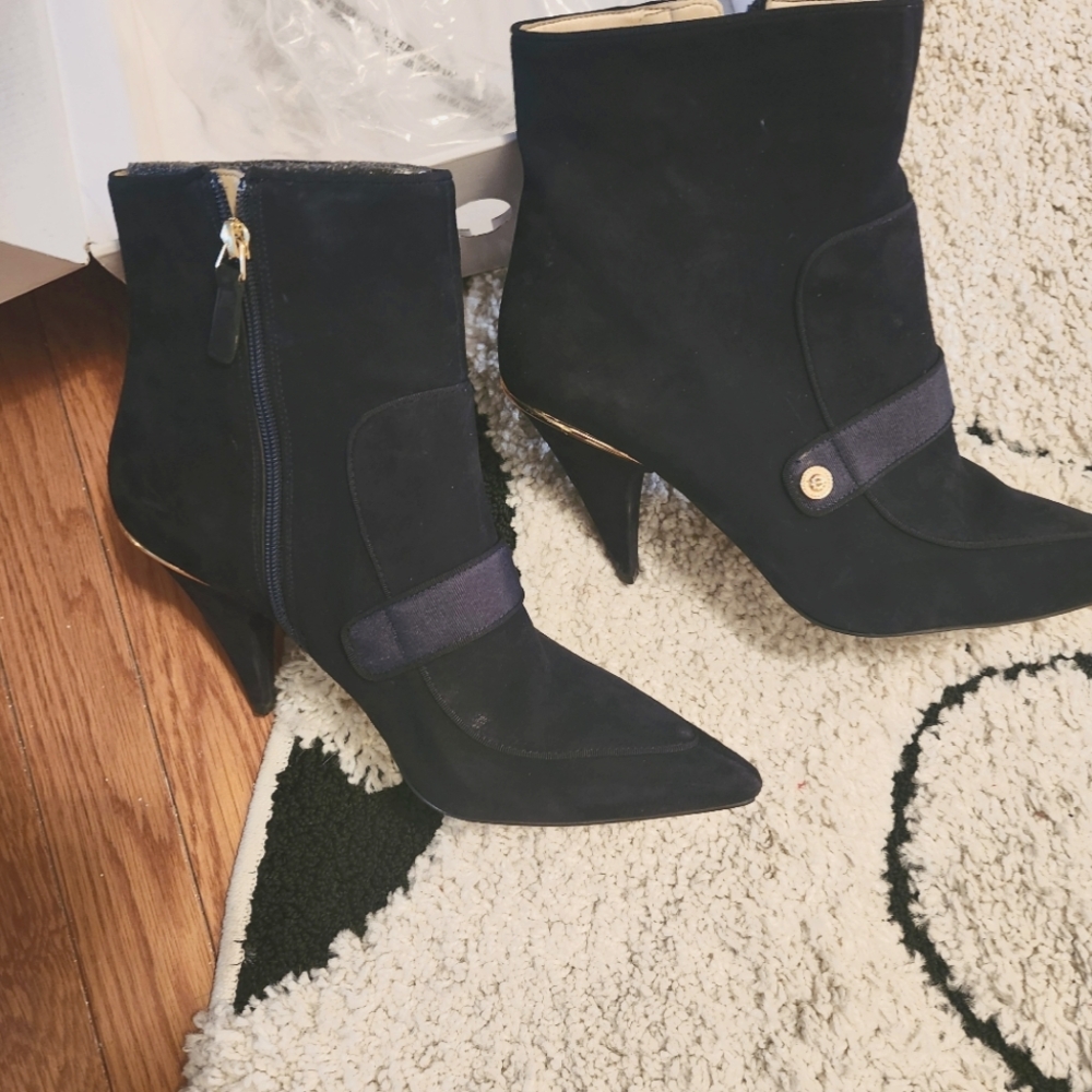 Navy Nine West